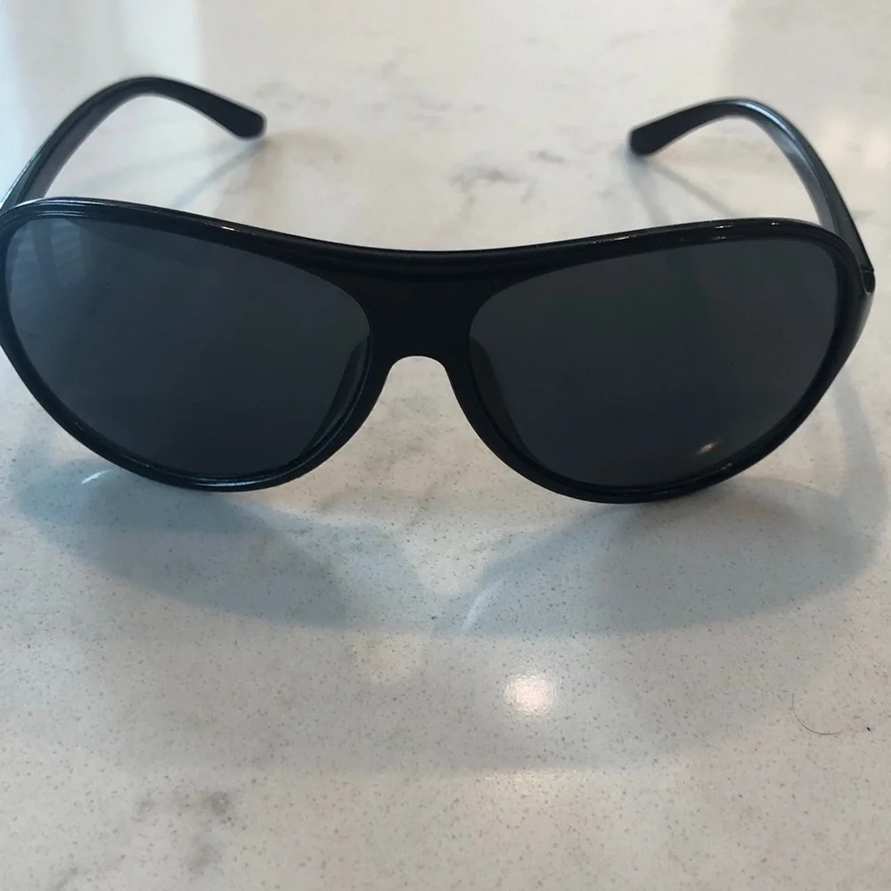 Stylish Black Sunglasses